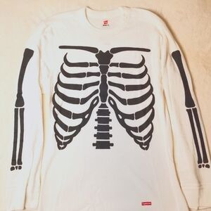 Long sleeve thermal shirt. Supreme Hanes skeleton print. Medium